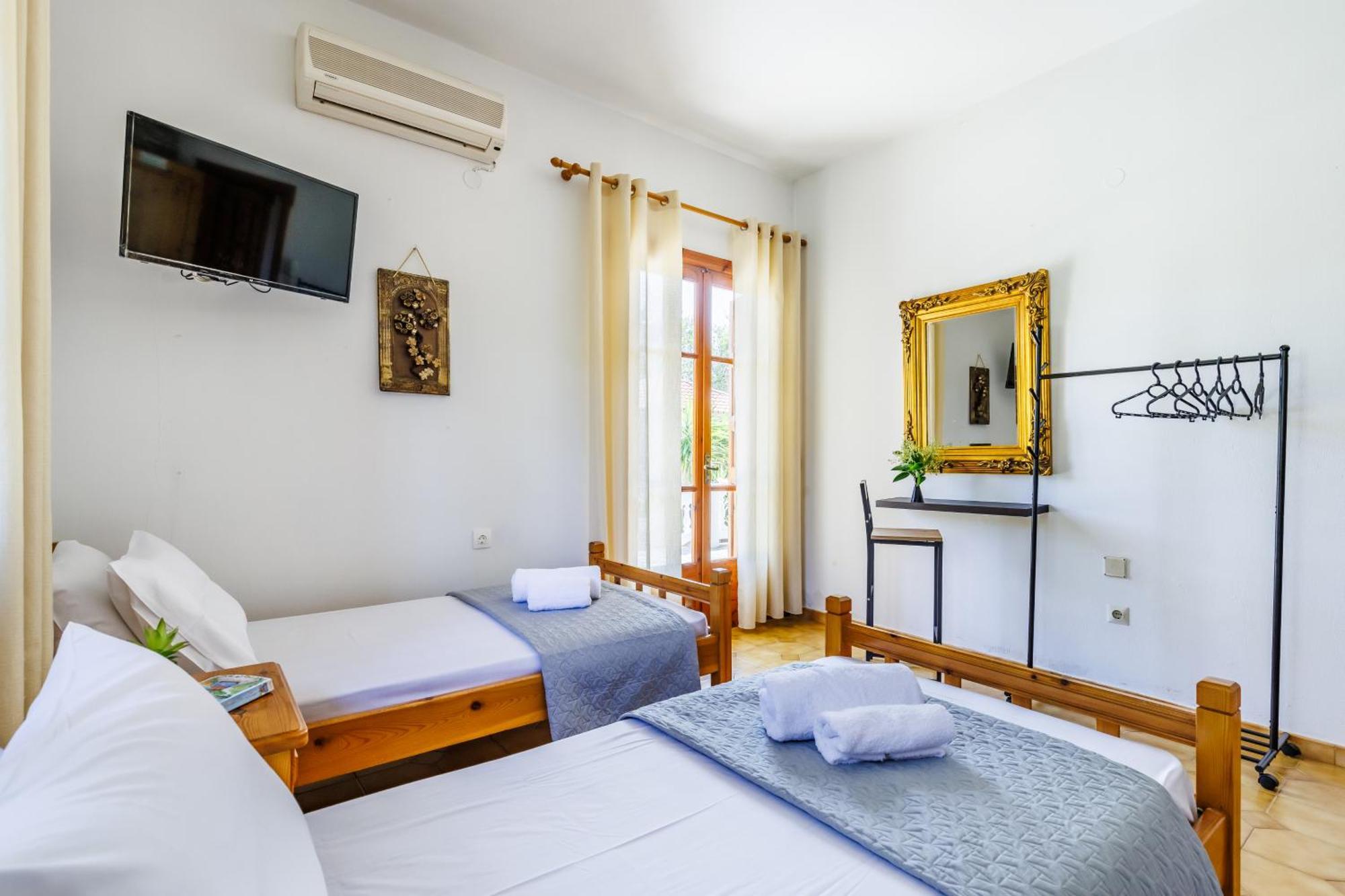 Panagou Studios Skopelos Oda fotoğraf